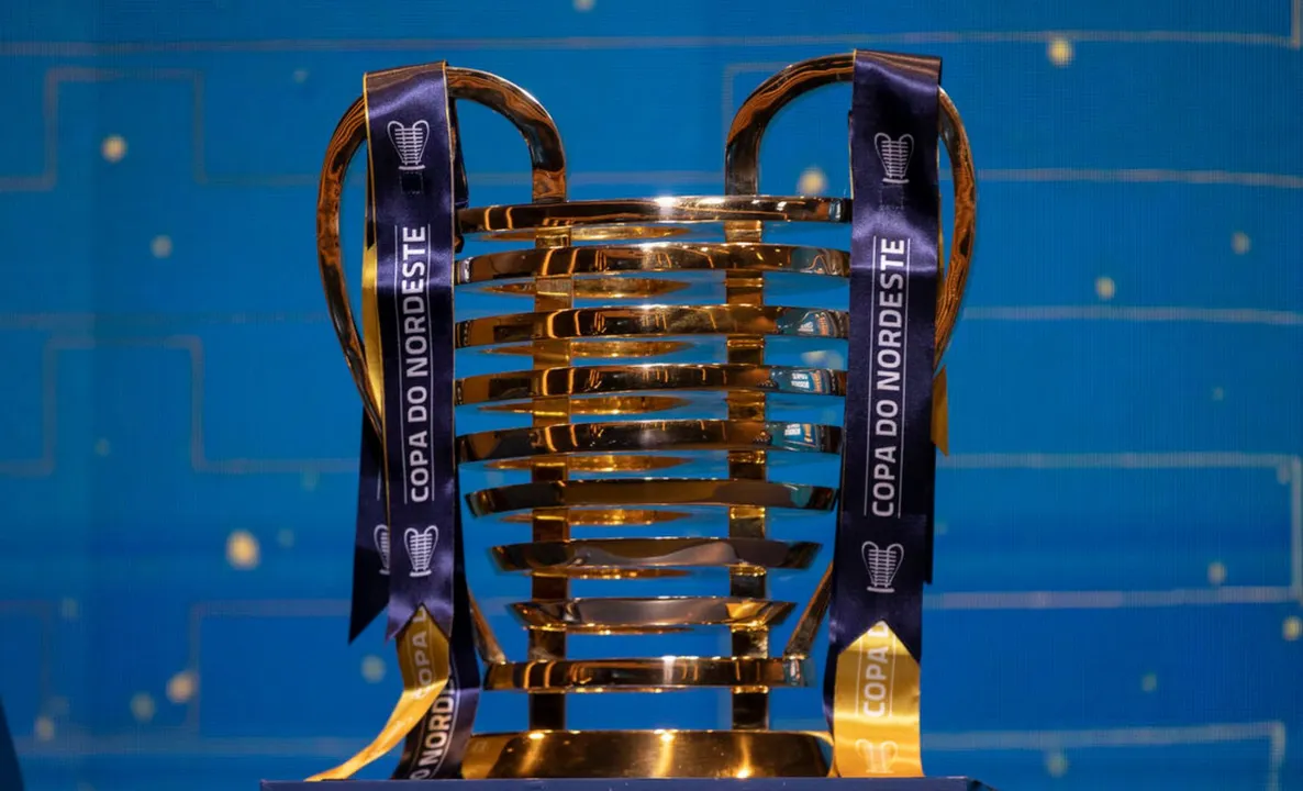 Taça de campeão da Copa do Nordeste
