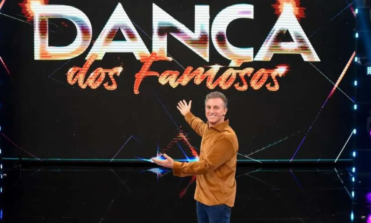 A Dança dos Famosos começou neste domingo, 10