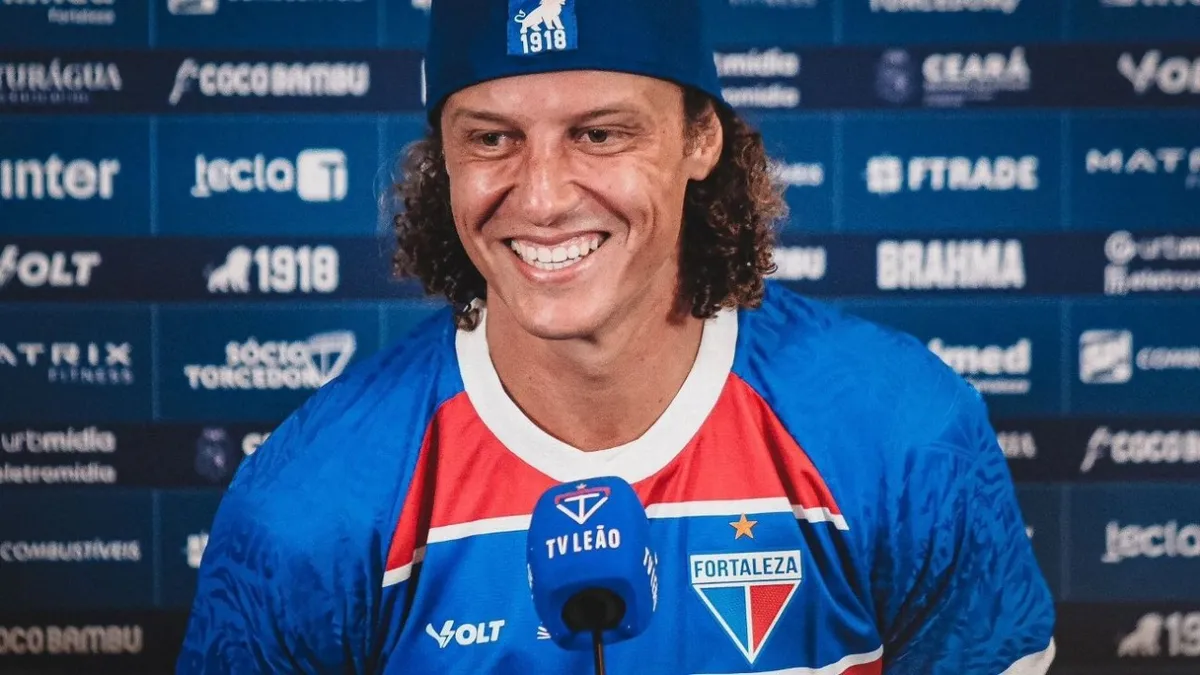 David Luiz rescindiu com o Fortaleza um ano e meio antes do final do contrato