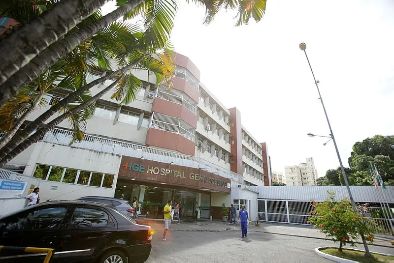 Hospital Geral do Estado, em Salvador, para onde os agentes foram encaminhados