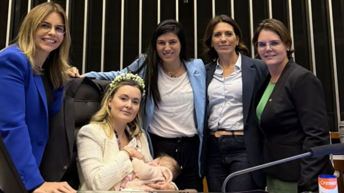 Deputada Julia Zanatta no Plenário da Câmara