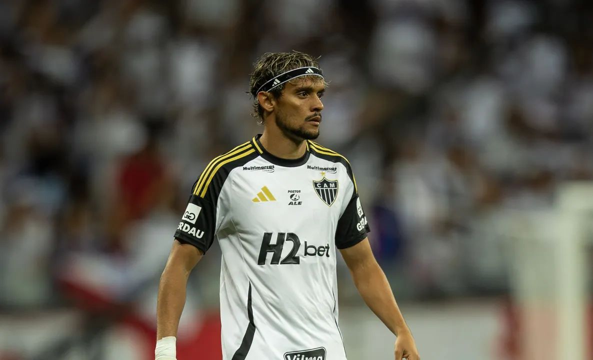 Gustavo Scarpa durante jogo contra o Bahia