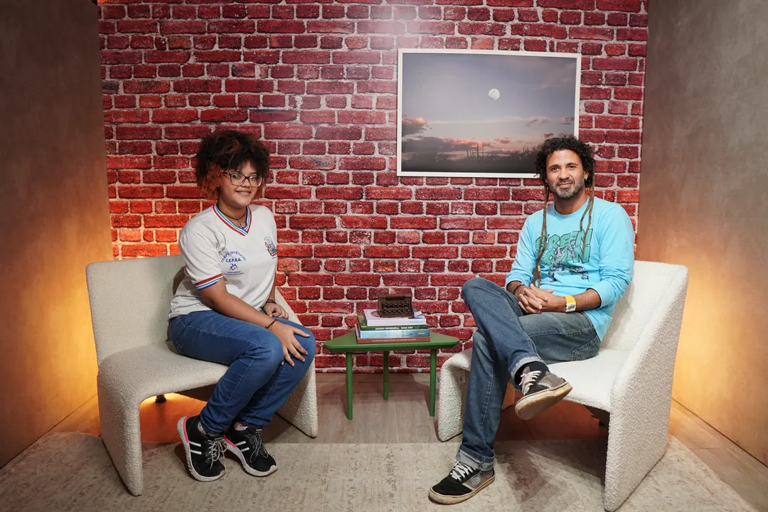 Professor Vivas e a estudante Raquel Silva