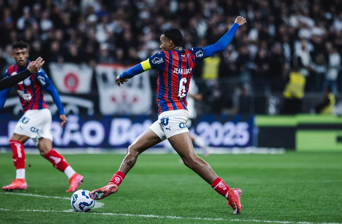 O Bahia encara o Ceará pela semifinal da Copa do Nordeste