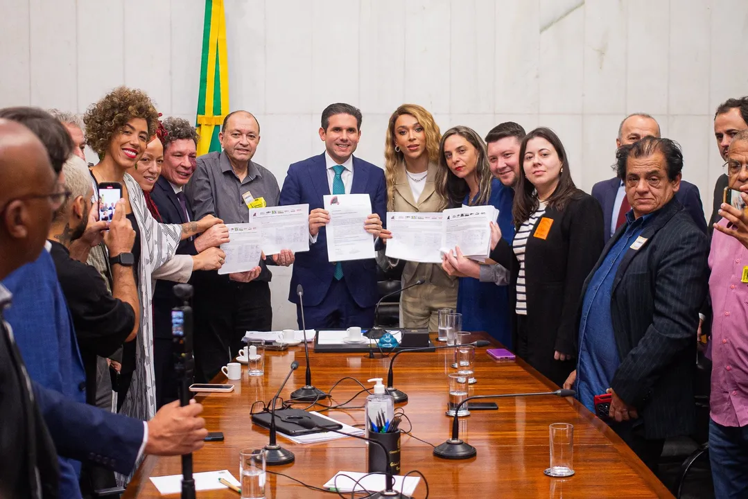 Érika Hilton (PSOL-SP) se reuniu com o presidente da Câmara dos Deputados, Hugo Motta (Republicanos-SP), para tratar sobre o tema.
