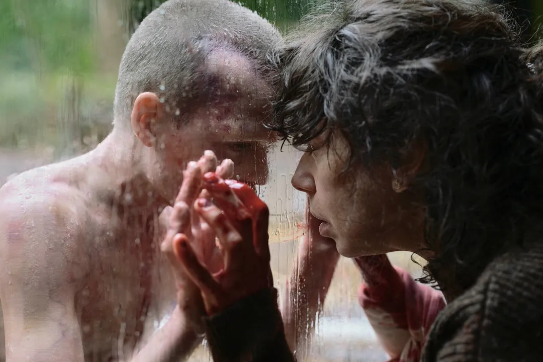 Longa acompanha os irmãos Andy e Piper em uma jornada cheia de terror