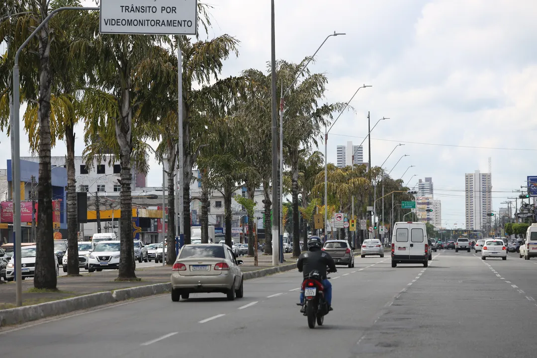 CADERNO ESPECIAL A TARDE MUNICÍPIOS - FEIRA DE SANTANA
Na foto:  Avenida José Joaquim Seabra
Foto: Olga Leiria / Ag. A TARDE