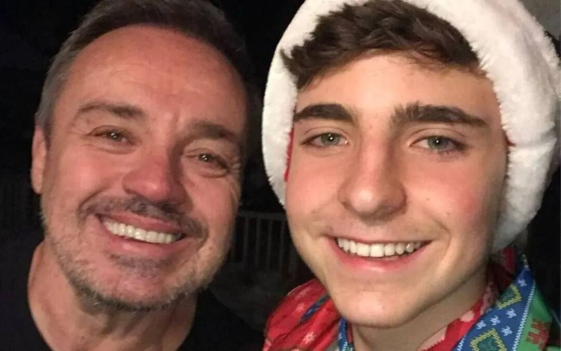 Gugu e seu filho juntos