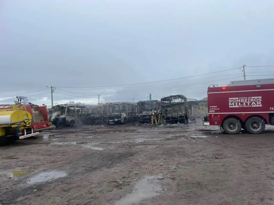 Ainda não se sabe o que motivou o incêndio