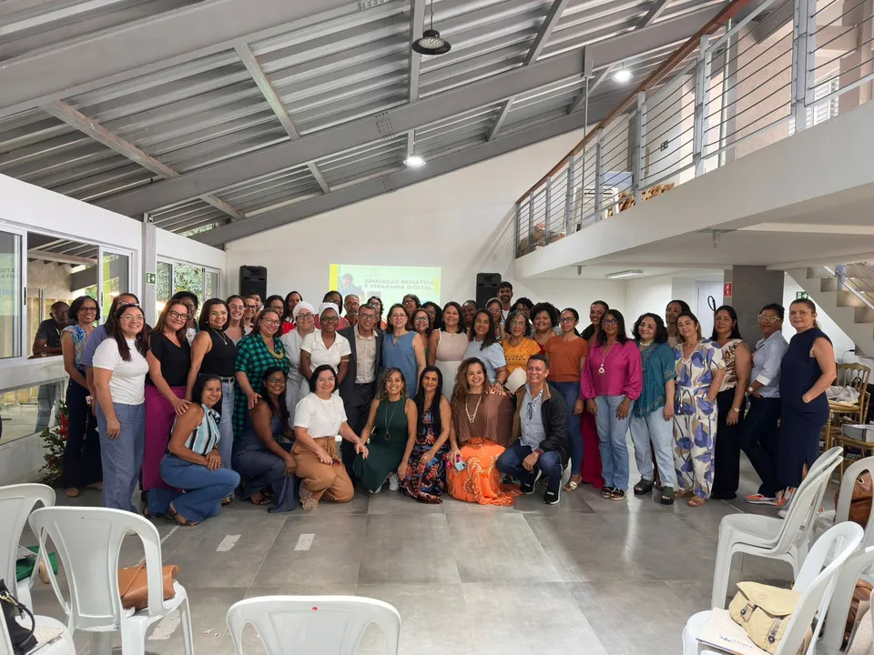 Coordenadores e professores da rede municipal de ensino de Camaçari