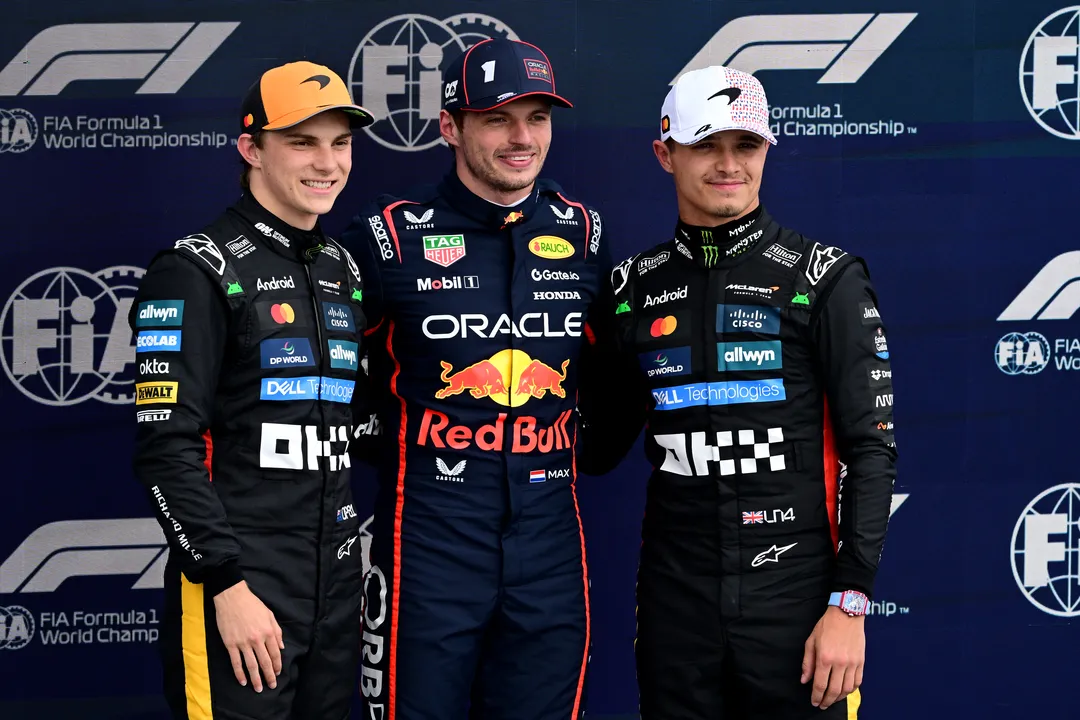 Oscar Piastri, Lando Norris e Max Verstappen estão na liderança da Fórmula 1
