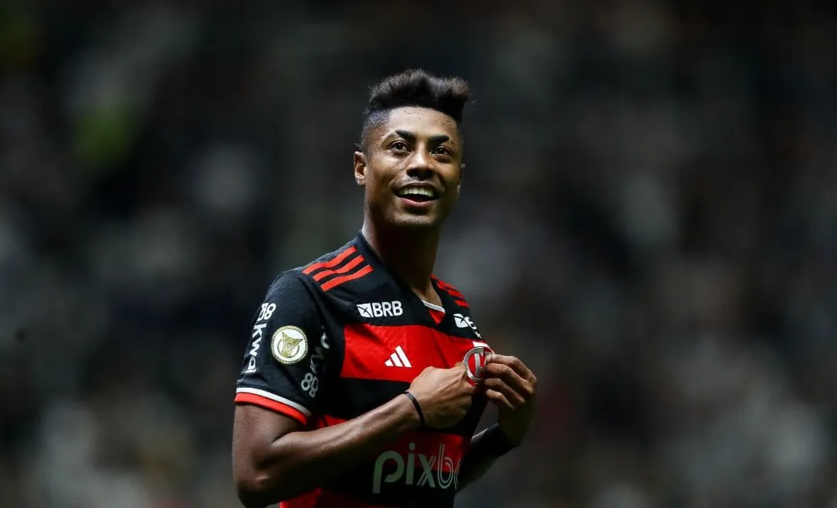 Bruno Henrique em campo pelo Flamengo