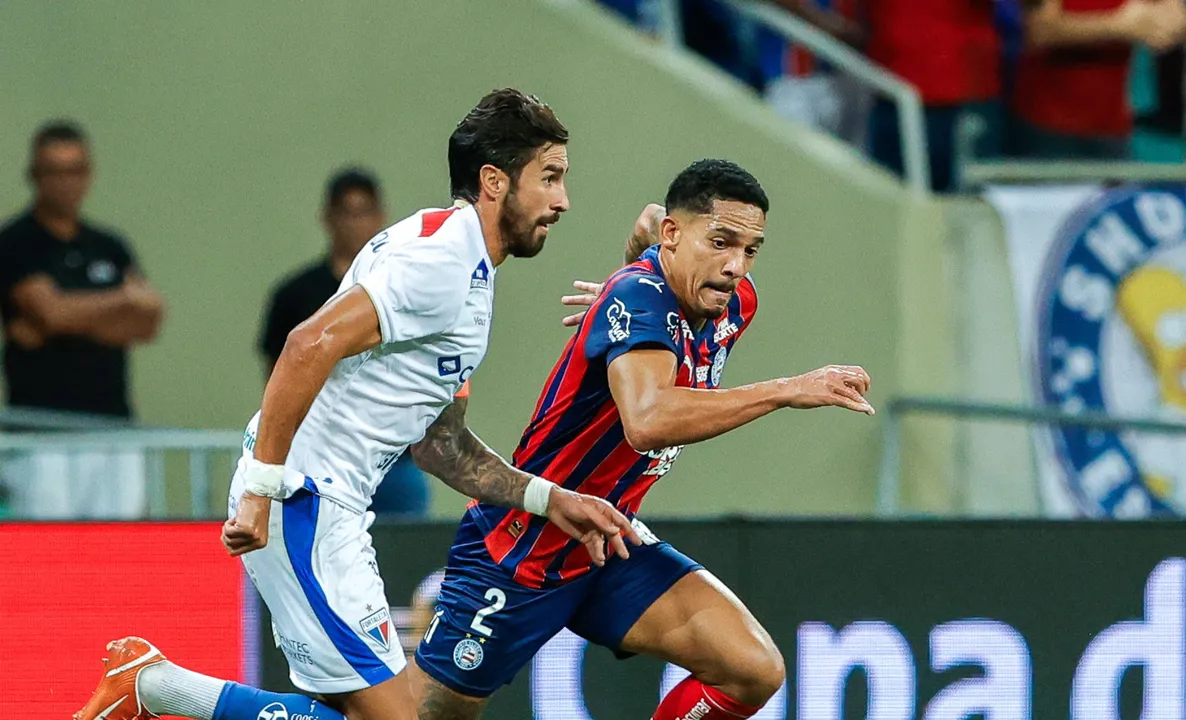 Gilberto sofreu o pênalti que originou primeiro gol do Bahia