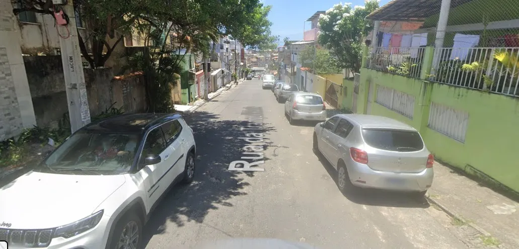 Rua onde o crime aconteceu no bairro da Boca do Rio, em Salvador