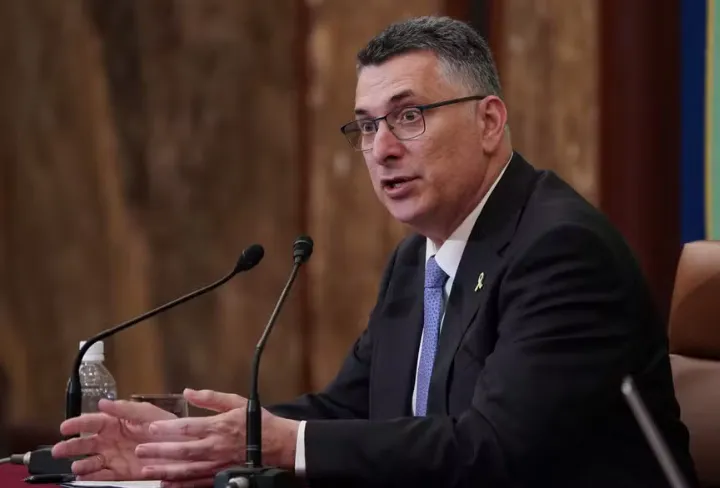 Gideon Saar, chefe da diplomacia israelense, diz que tomaria 