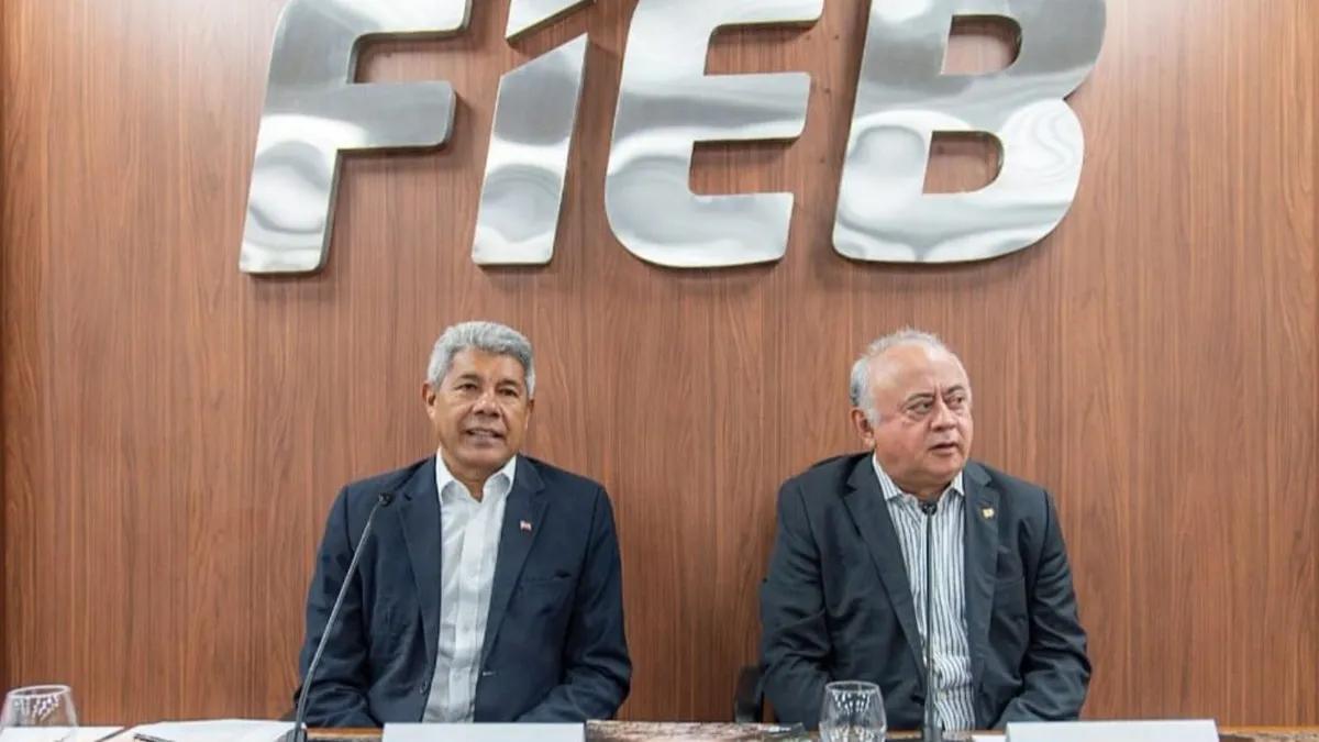 Jerônimo Rodrigues e Carlos Henrique Passos durante encontro desta segunda, 4