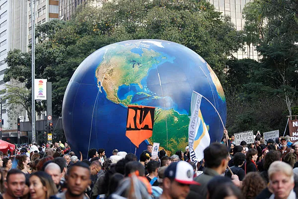 Manifestação em defesa do Meio Ambiente, em São Paulo