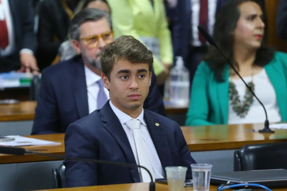 Imagem ilustrativa da imagem Justiça torna Nikolas Ferreira réu por fake news