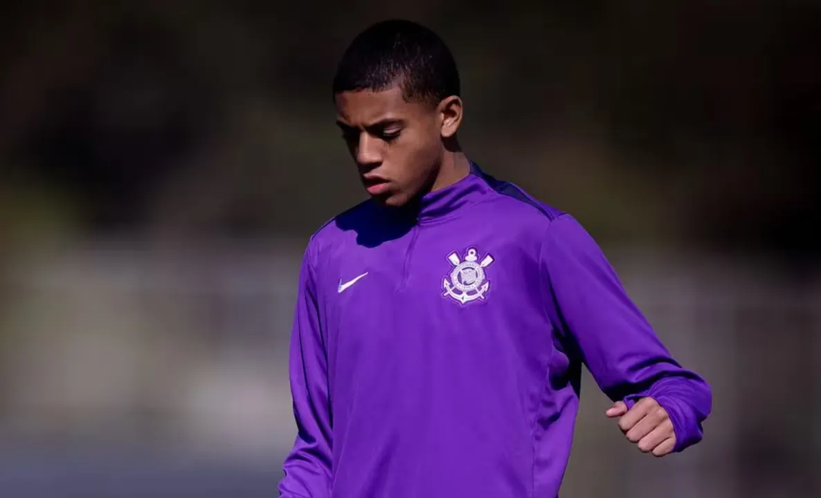 Kauê Furquim em treinamento pelo Corinthians