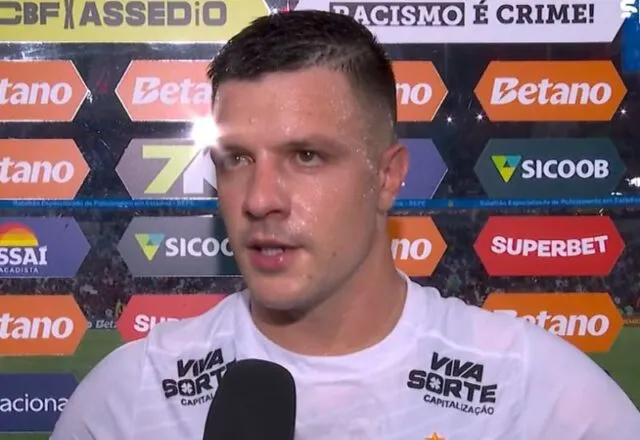 Renato Kayzer, atacante do Vitória