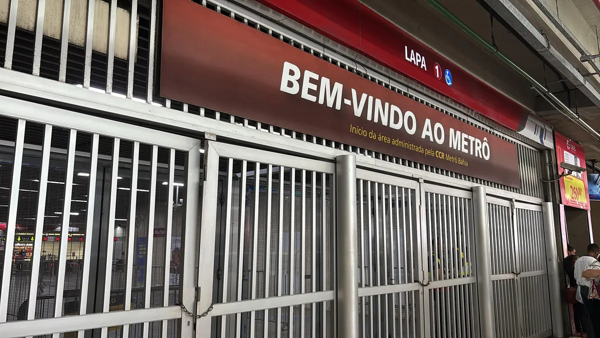 Estação da Lapa fechada