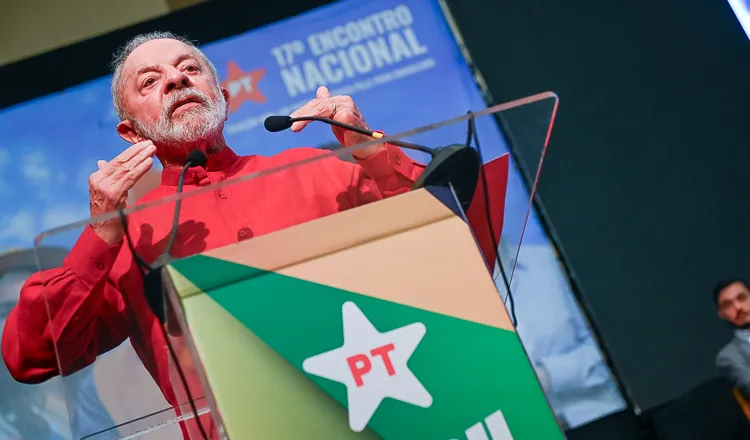 Lula discursou no final do Encontro do PT, no domingo, 3