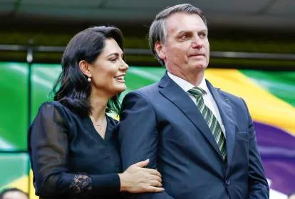 Michelle teria sido amante de Bolsonaro, segundo Joice Hasselmann