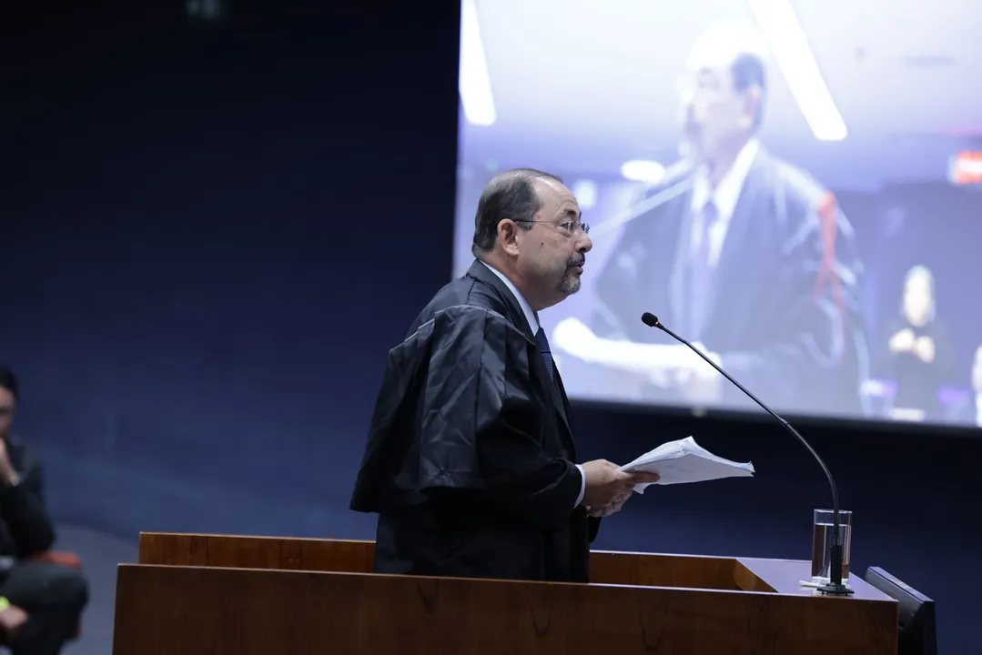 Avogado de Bolsonaro, Celso Sanchez Vilardi