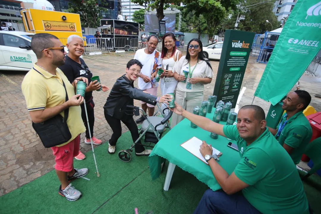 O público ganha brindes so chegar no evento