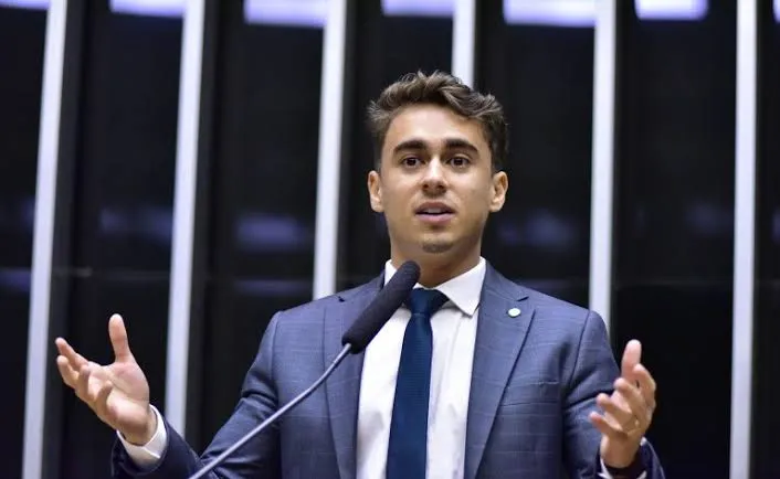 Deputado Nikolas Ferreira sobe o tom contra Moraes