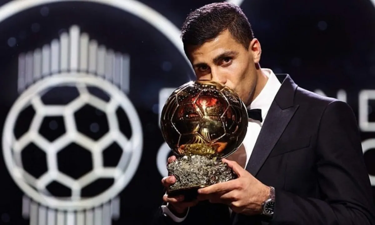 Rodri foi eleito o melhor jogador do mundo em 2024