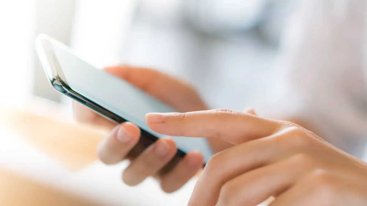 Mensagem “700” está chamando a atenção no aplicativo de mensagens