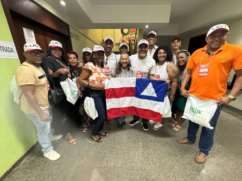 Heloísa Helena e Marcelo Carvalho em Brasília, com os demais eleitos para a executiva estadual