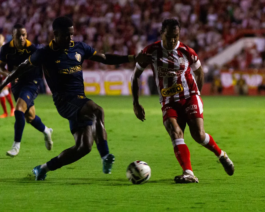 Bahia enfrenta o Retrô fora de casa nesta quarta-feira, 6, às 19h30, em busca da vaga nas quartas de final da Copa do Brasil. Veja os detalhes do confronto.