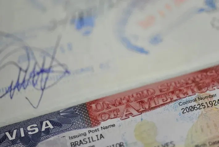 Desde o início do governo Trump foram revogados mais de 6 mil vistos