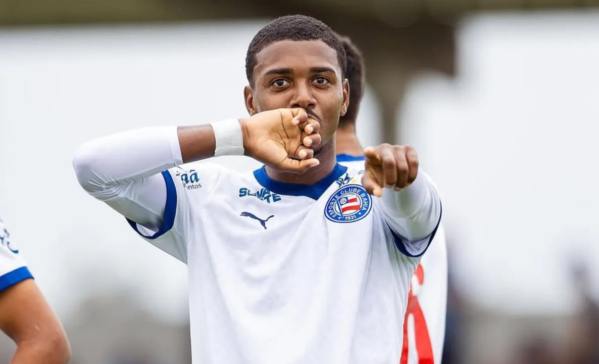 Roger Gabriel, meio-campista do Bahia
