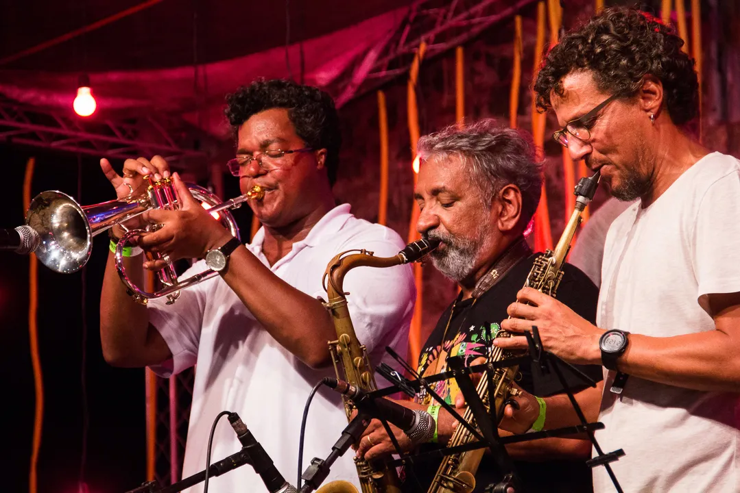 Letieres era arranjador, compositor, instrumentista e fundador do Instituto Rumpilezz
