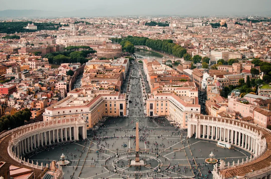 Vaticano é o país mais superlotado do planeta, aponta ranking
