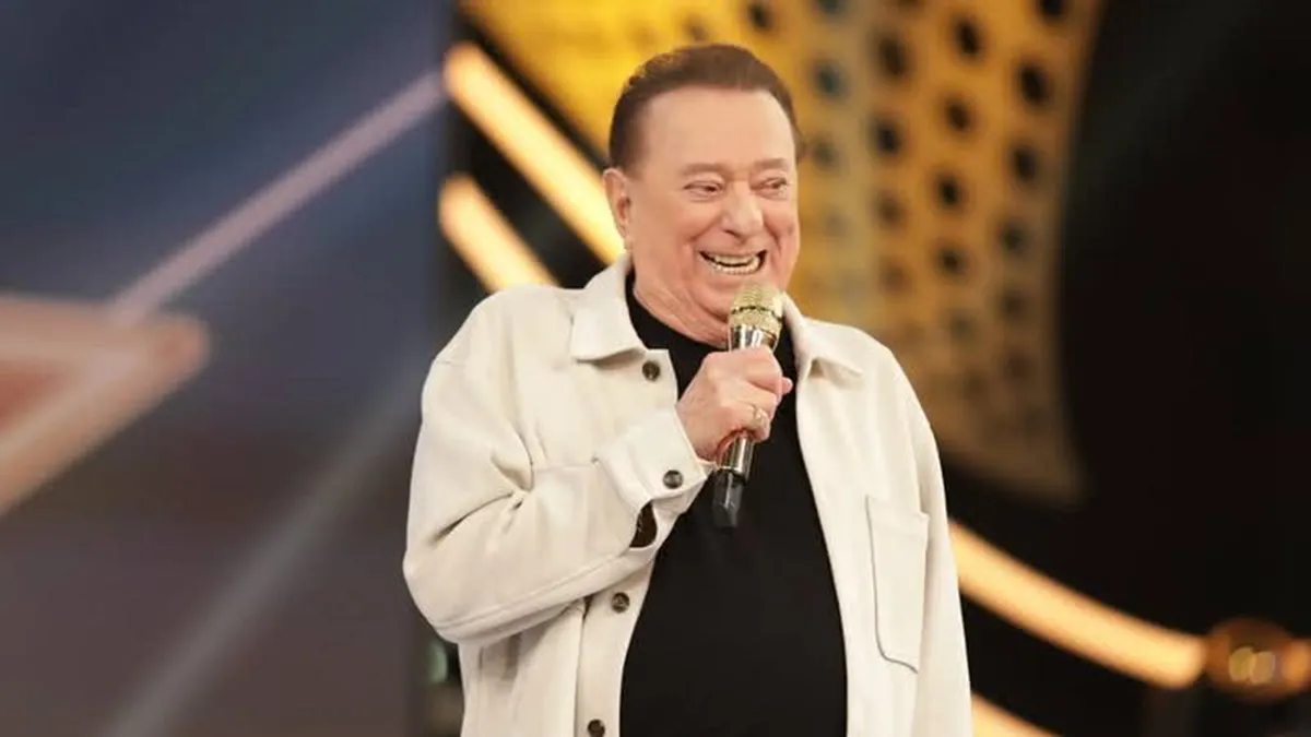 Raul Gil foi internado na quarta-feira, 3