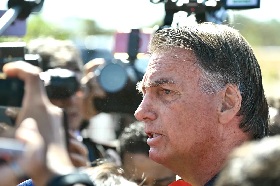 Bolsonaro foi alvo de buscae apreensão nesta sexta-feira, 18