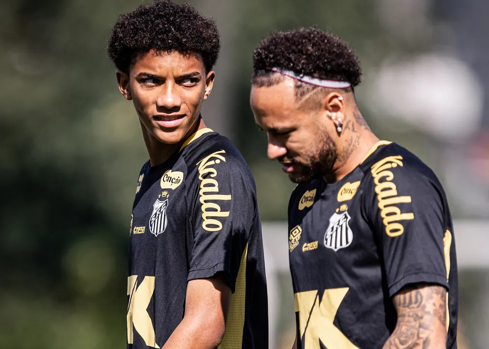 Robinho Jr. e Neymar durante treino do Santos