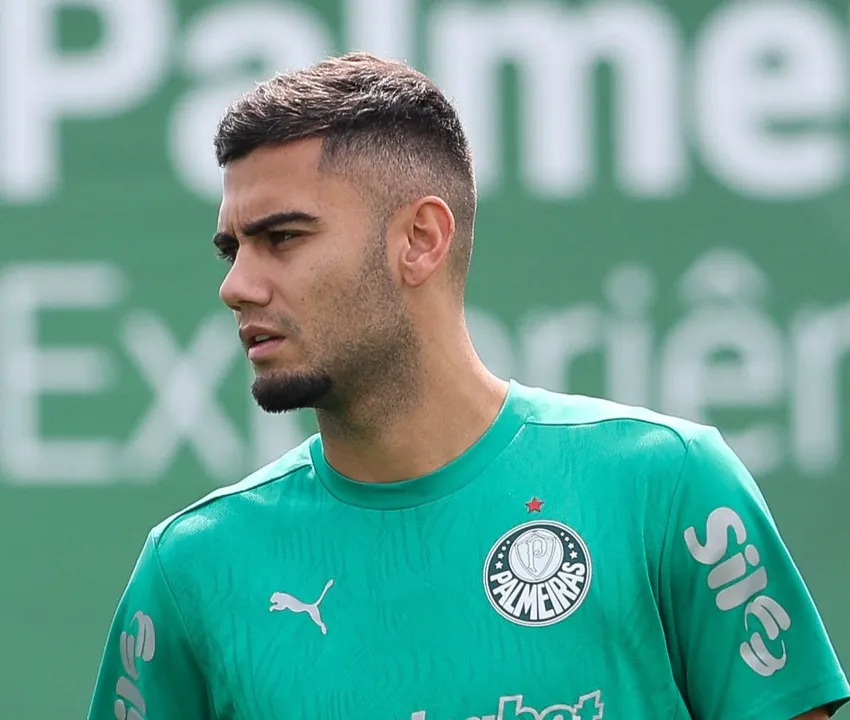 Andreas Pereira foi convocado por Carlo Ancelotti
