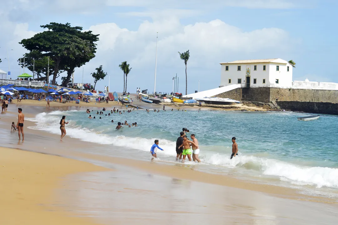 Brasileiros ainda poderão curtir feriados em 2025