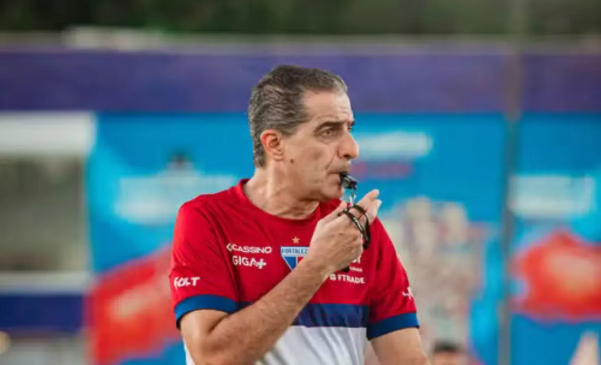 Renato Paiva, técnico do Fortaleza
