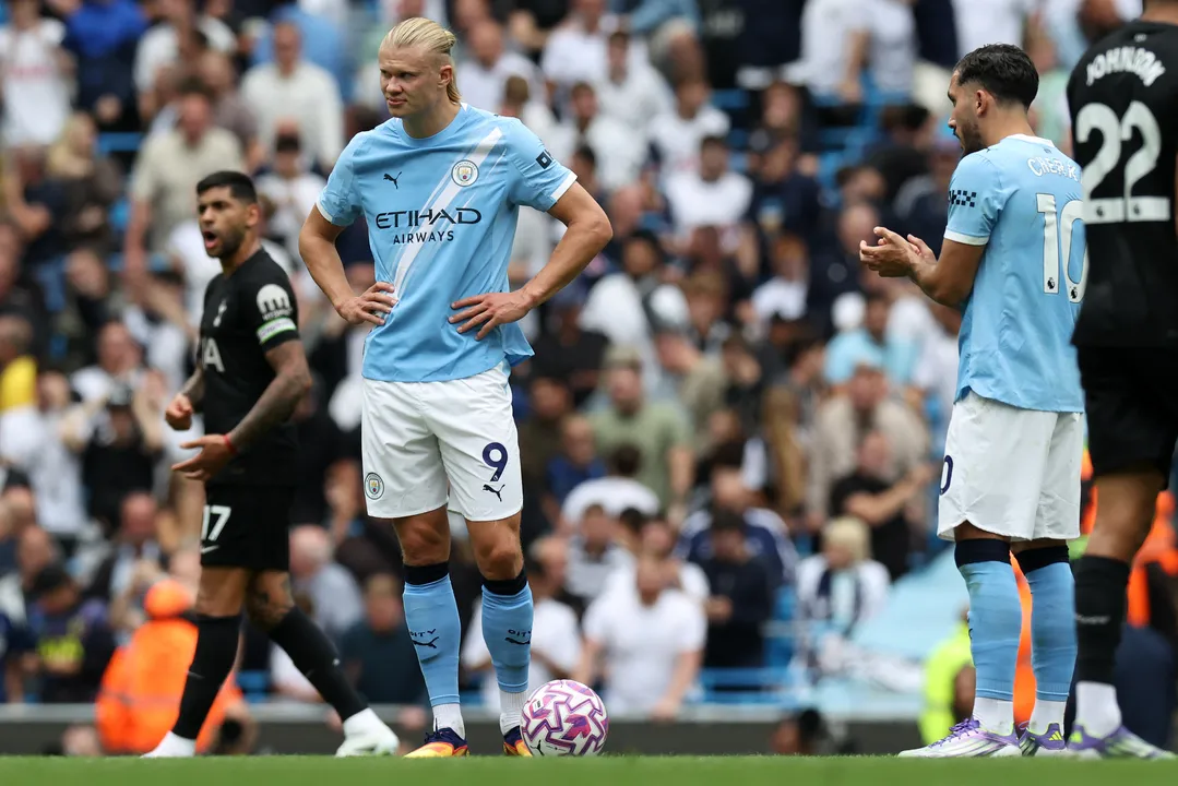 Manchester City perde em casa e vê Tottenham assumir liderança da liga