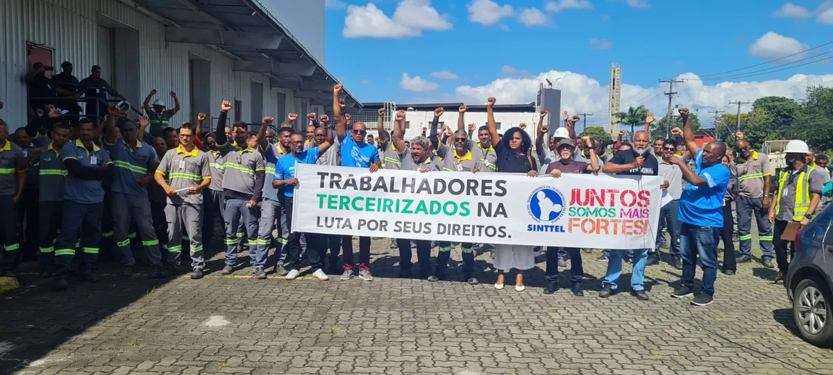 Categoria paralisou as atividades nesta quinta-feira, 4