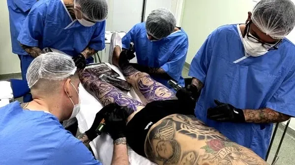 Cantor Igor Kannário sedado para realizar procedimento