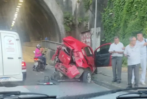 Apesar do impacto, ninguém ficou gravemente ferido.