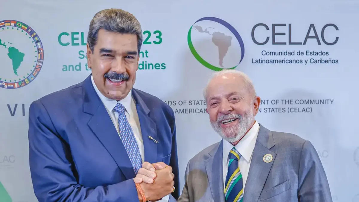 Lula ao lado de Nicolás Maduro, presidente da Venezuela
