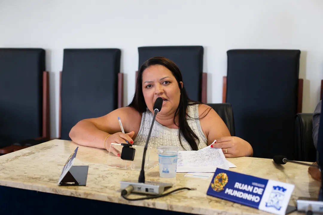 Kennya Potência (PC do B) denuncia calvário de paciente em busca de hemodiálise